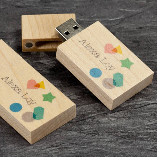 usb gỗ in khắc logo quà tặng