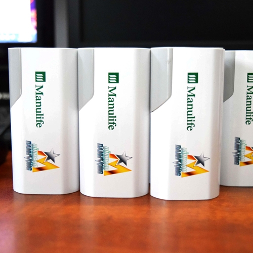 pin sạc dự phòng in khắc logo quà tặng