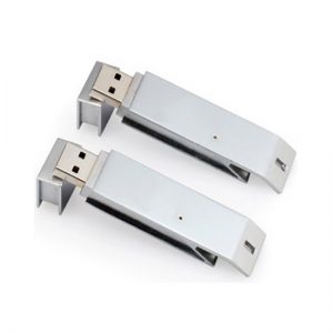 usb kim loại in khắc logo UKV 025