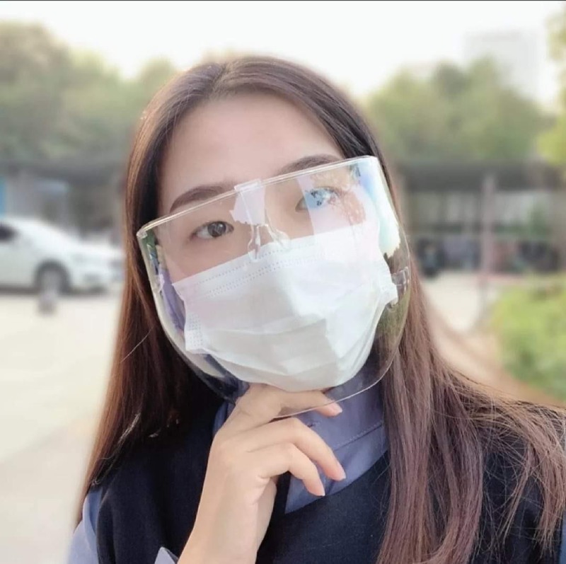 kính chống giọt bắn