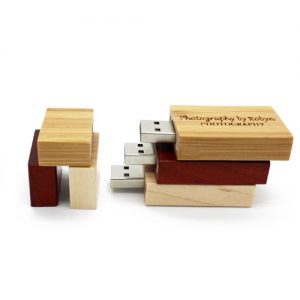 usb gỗ in khắc logo quà tặng