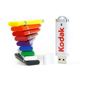 usb vỏ nhựa in khắc logo